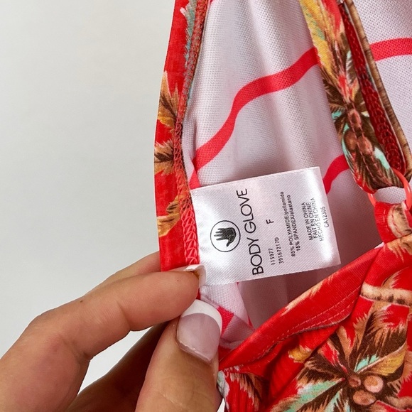 NWT Body Glove Balata Garden Olivia D-F Cup Swim Top - Picture 5 of 6